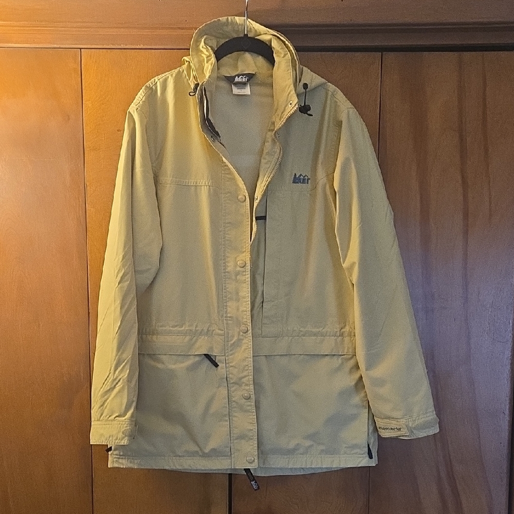 REI Womens Yellow Hooded Shell Jacket Windbreaker Raincoat
